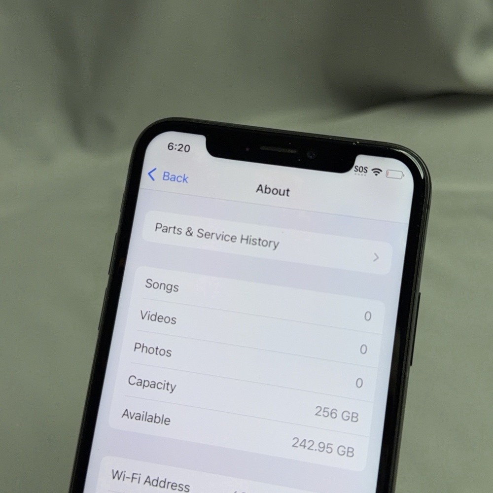 Apple iPhone XS Space Gray 256GB Factory Unlocked 73% Health - Good Condition - Picture 12 of 13